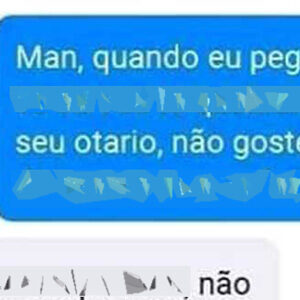 Rindo pesado da cara do perigo