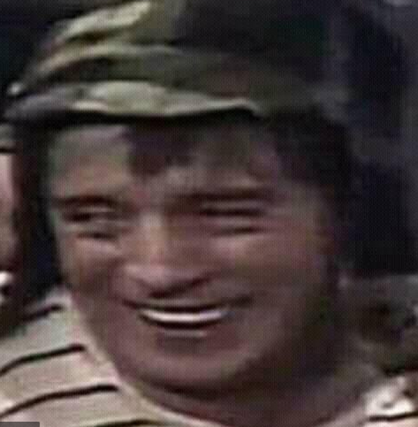 meme chaves rindo