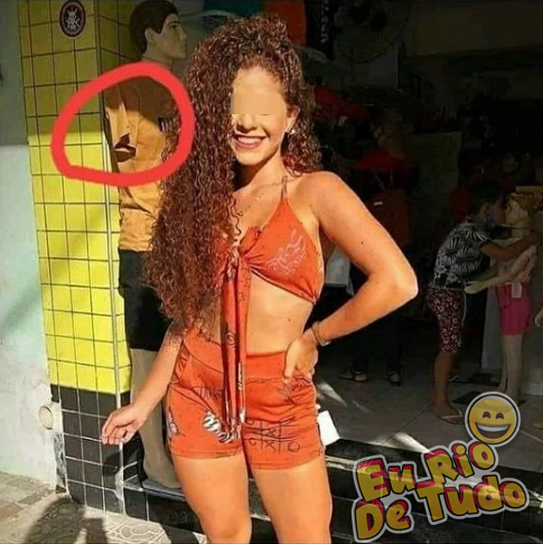 5 segundos pra encontrar o erro na foto