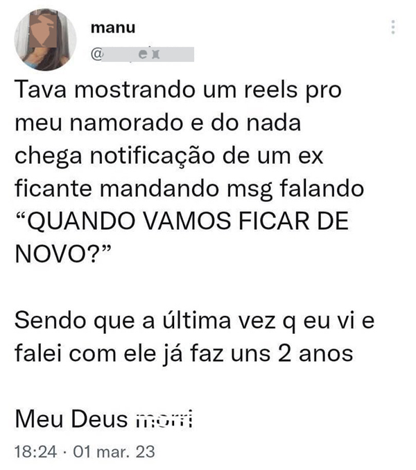 Mostrando um reels pro namorado